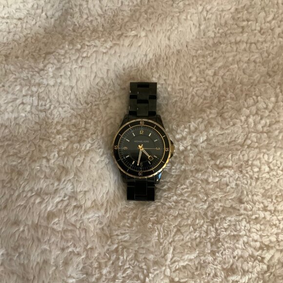 Black & Gold Michael Kors Watch - Picture 1 of 7